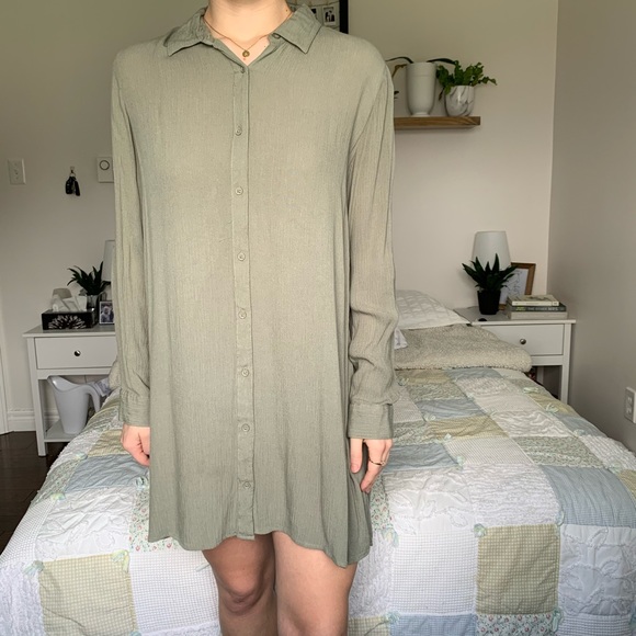 H&M GREEN DRESS - Picture 5 of 11